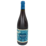 bottle of Baleia Pinot Noir