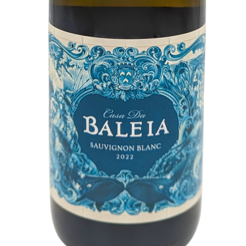 Front label of a bottle of Baleia Sauvignon Blanc